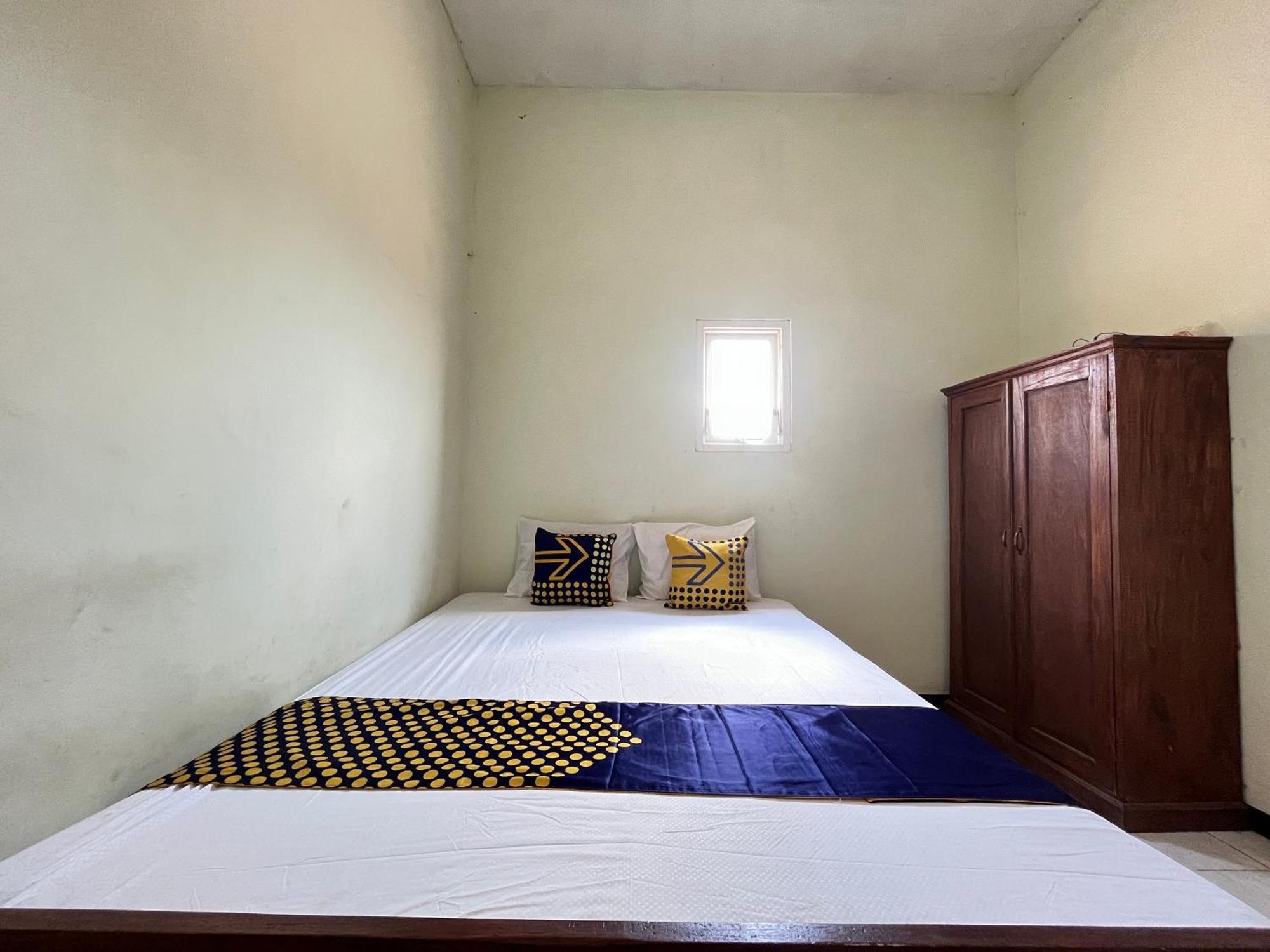 拉旺 Spot On 93423 Kost Berkah Near Kebun Teh Wonosari酒店 外观 照片